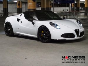 Alfa Romeo 4C Carbon Fiber Side Skirt Set - Shark Fin